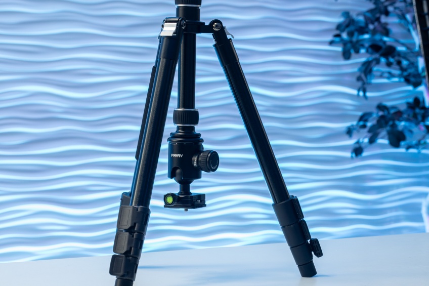 Abithid Travel Tripod
