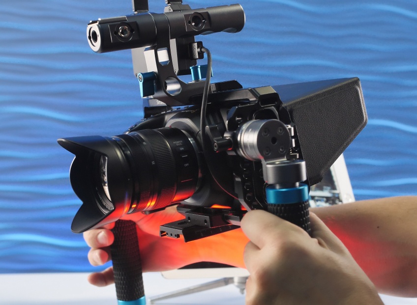 Kondor Blue Quick release handles attached with quick release nato clamps.