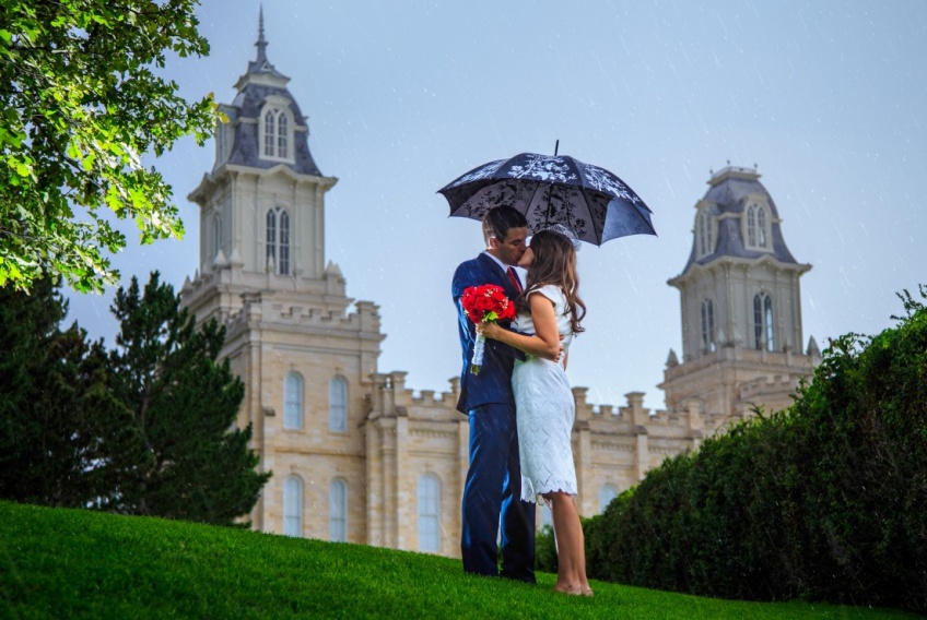 Manti Temple Rain Wedding Photos